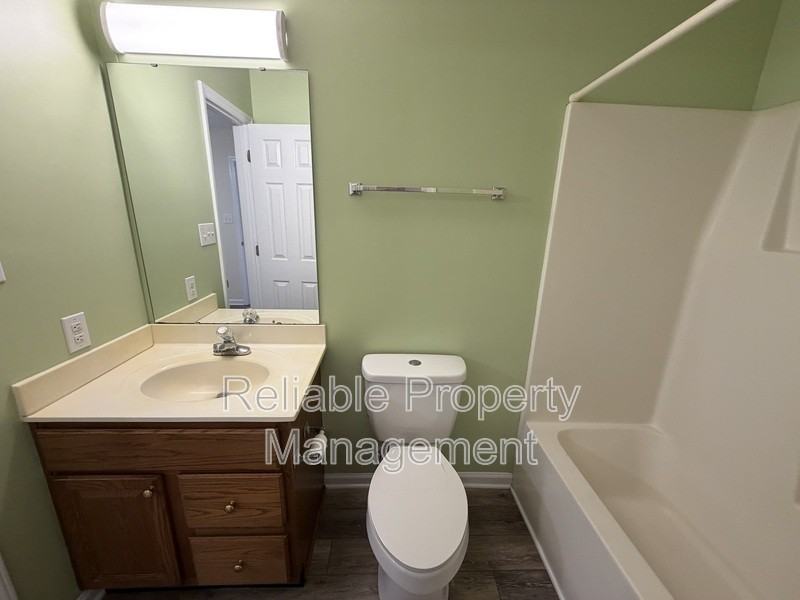 361 Moore St - Photo 5 of 11