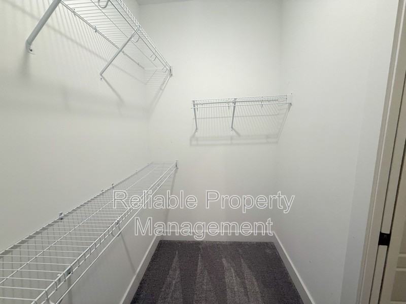 20 Slater Dr - Photo 7 of 12