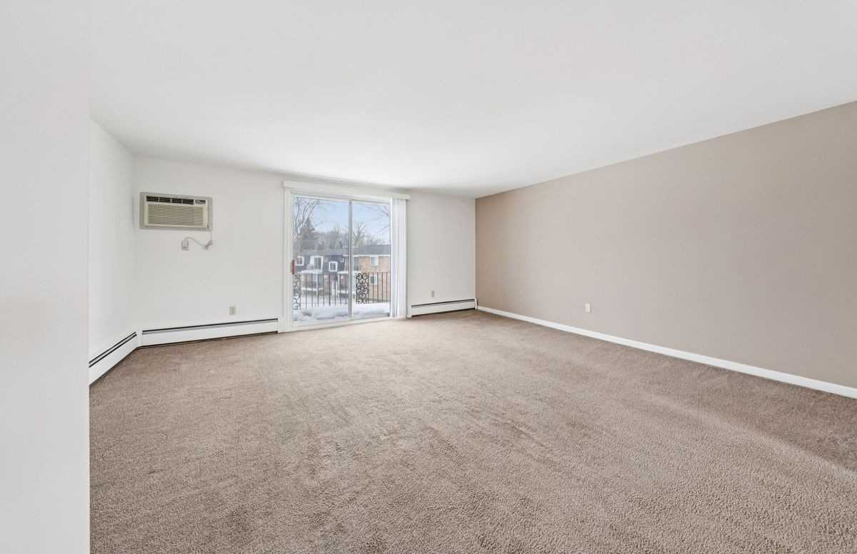 4 Losson Garden Dr ##3 - Photo 6 of 20