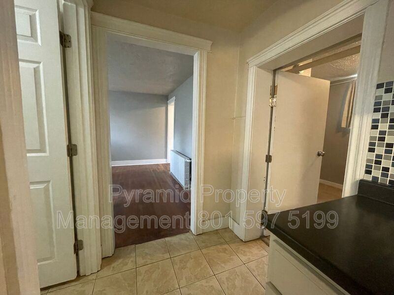 194 Ne #192 - Photo 7 of 11