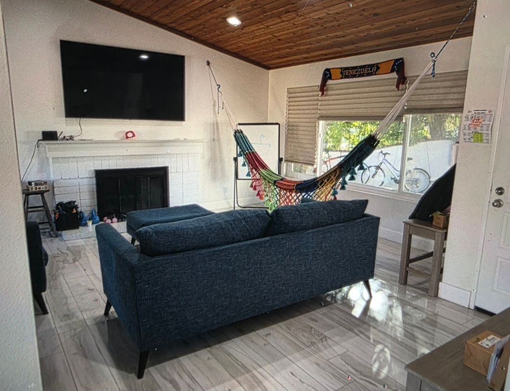 1490 Sierra Madre Dr - Photo 2 of 24