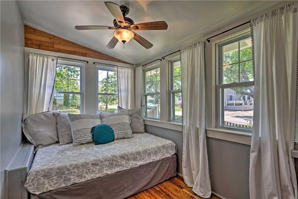 129 Dighton Ave - Photo 5 of 29