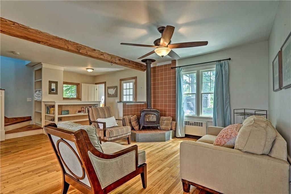 129 Dighton Ave - Photo 7 of 29