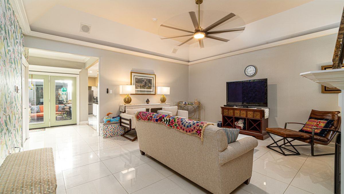 S Colonel Rowe Blvd ##23 - Photo 2 of 19