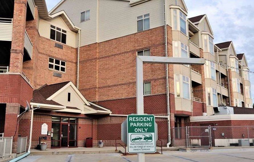 301 Harbour Town Dr ##304 - Photo 2 of 11