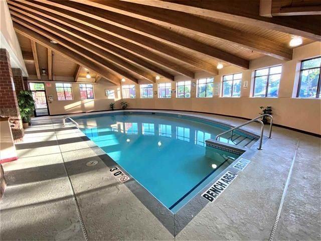 301 Harbour Town Dr ##304 - Photo 6 of 11