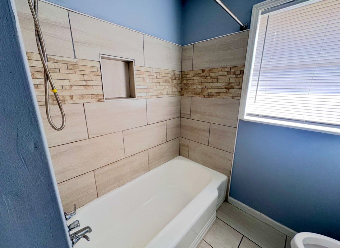 7005 2nd Ave S - Photo 6 of 9