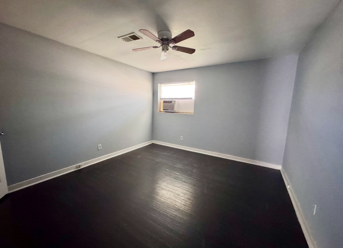 7005 2nd Ave S - Photo 7 of 9