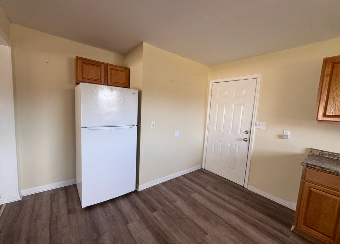 201 70th St S - Photo 4 of 10