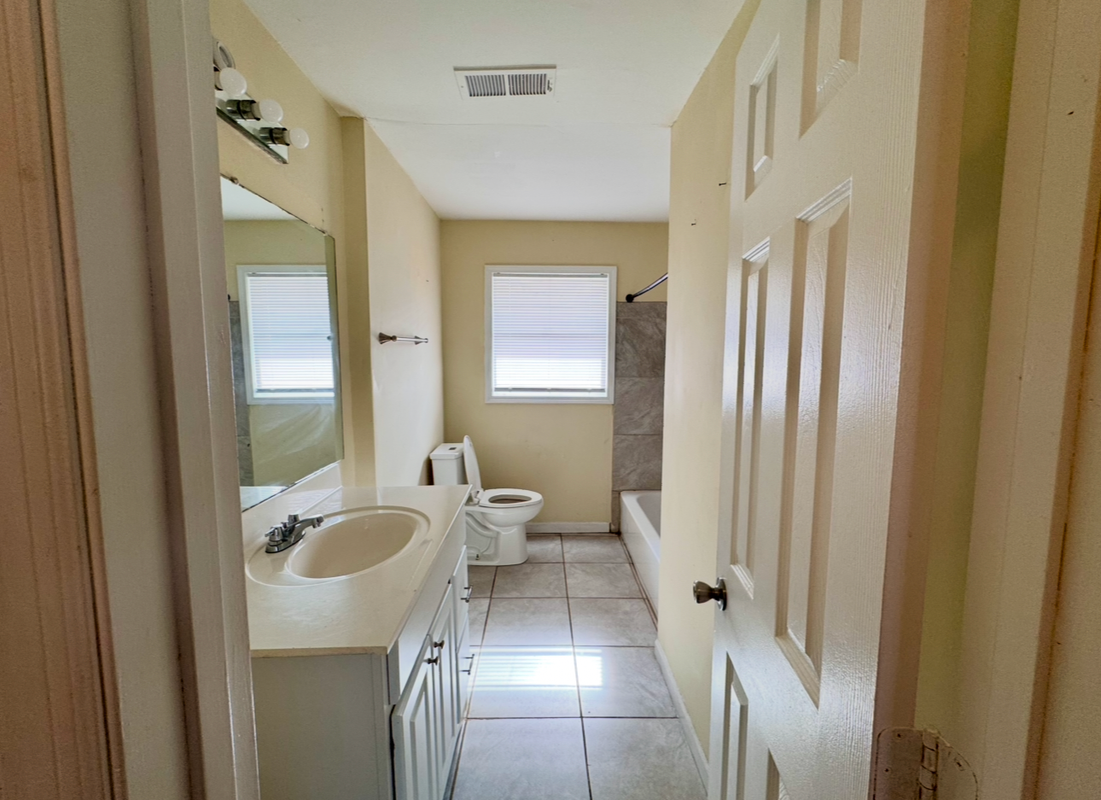 201 70th St S - Photo 6 of 10