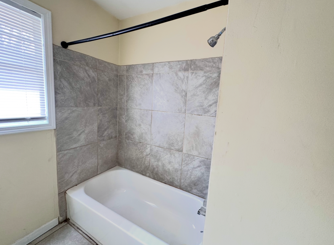 201 70th St S - Photo 7 of 10