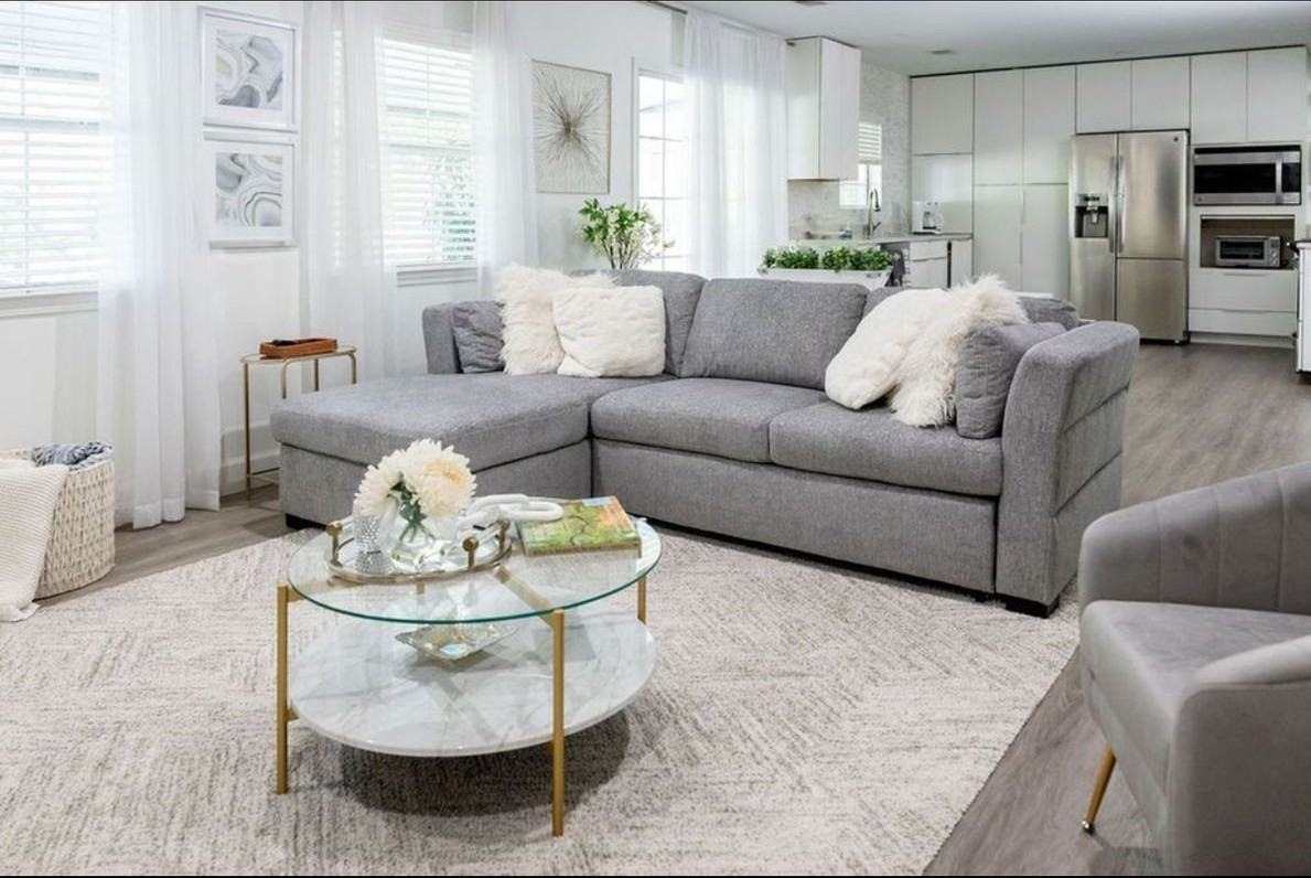 7 Lakeside Dr - Photo 3 of 11