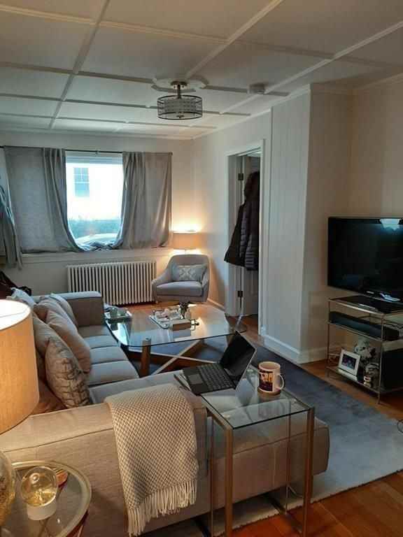 22 Dearborn St ##1 - Photo 4 of 11