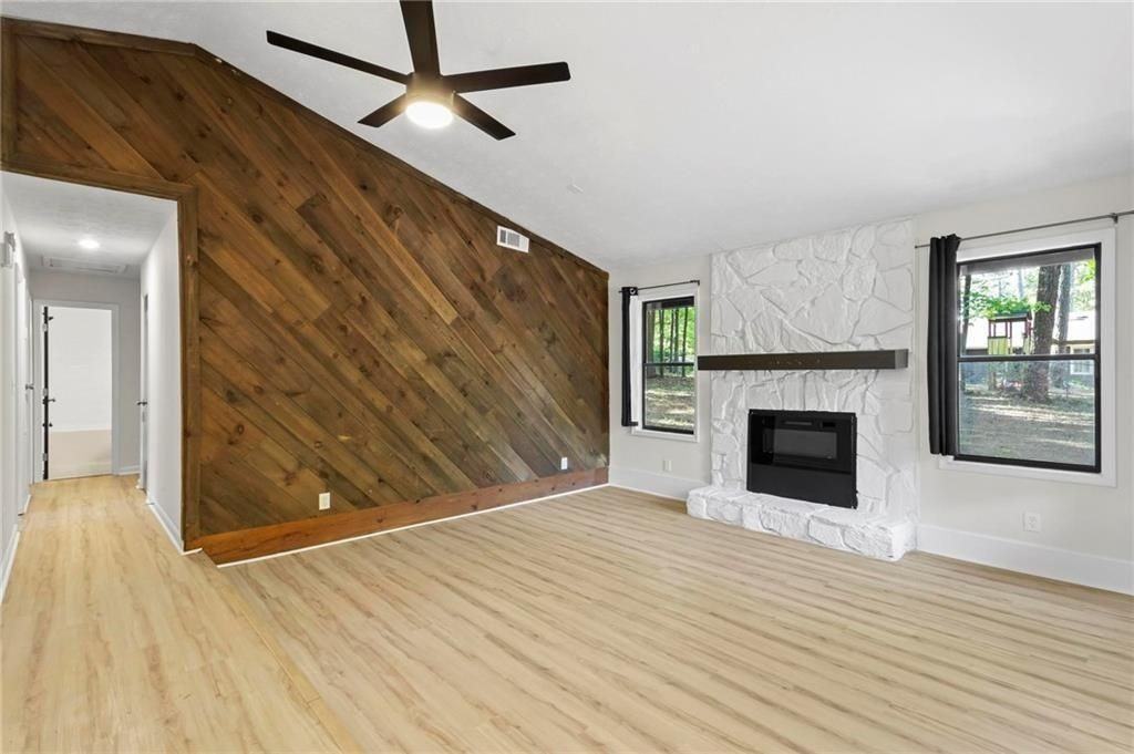 1283 Townley Pl - Photo 5 of 27