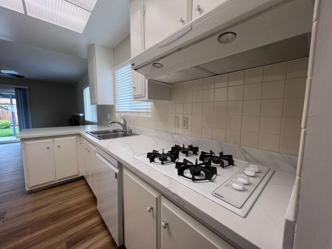 4034 Alvarado St - Photo 7 of 24