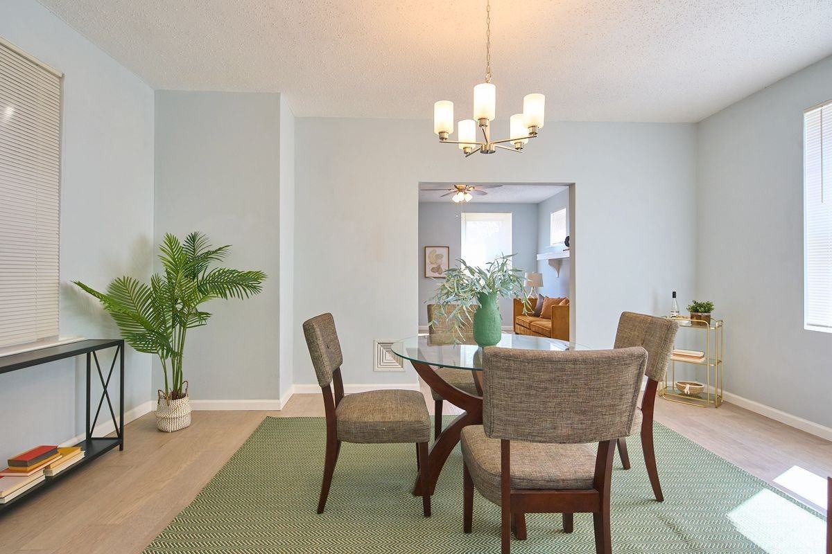 3011 Iowa Ave - Photo 5 of 14