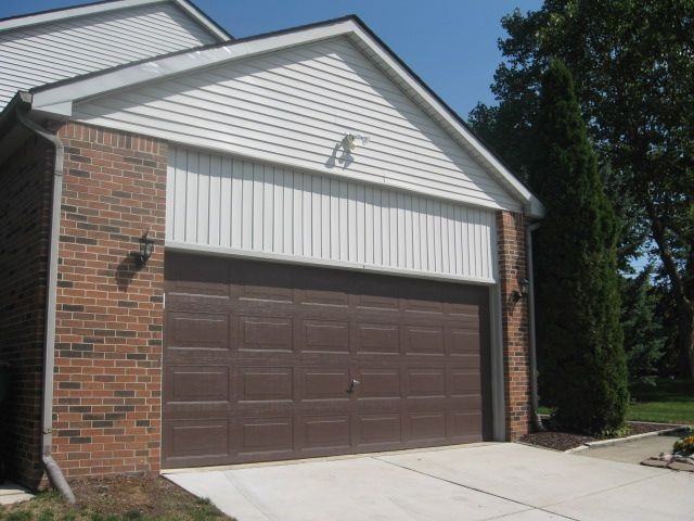 23745 Middlebelt Rd - Photo 6 of 9