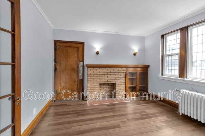 2825 Main St #6 - Photo 2 of 16