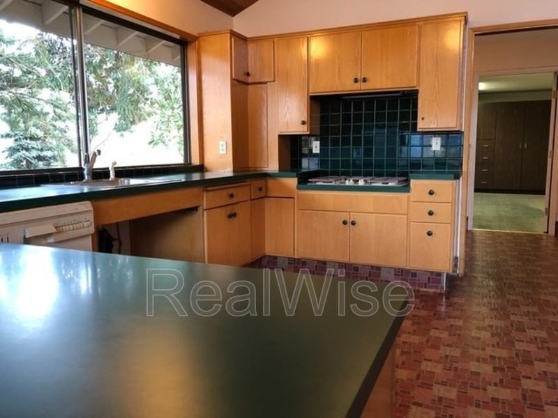 7730 Sw Eaker Pl - Photo 7 of 21