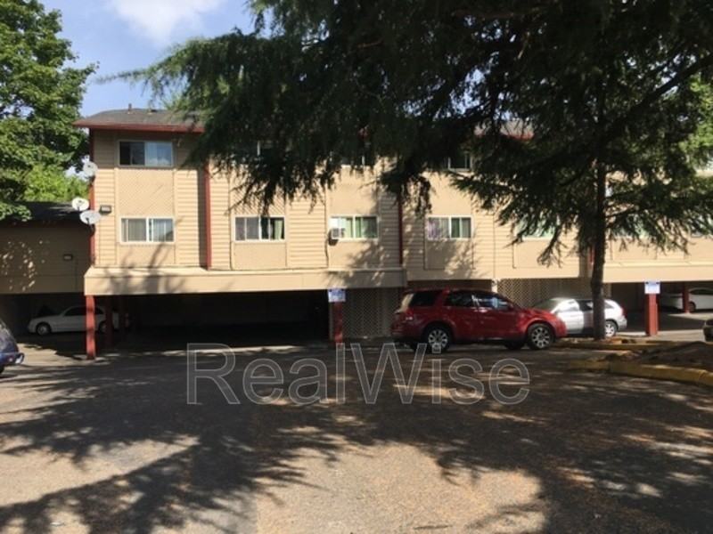 13441 Se Stark St - Photo 2 of 18