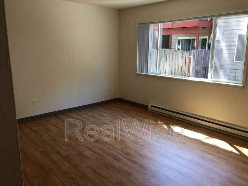 13441 Se Stark St - Photo 4 of 18