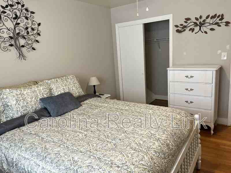 Wesley Heights Way #1 - Photo 2 of 11