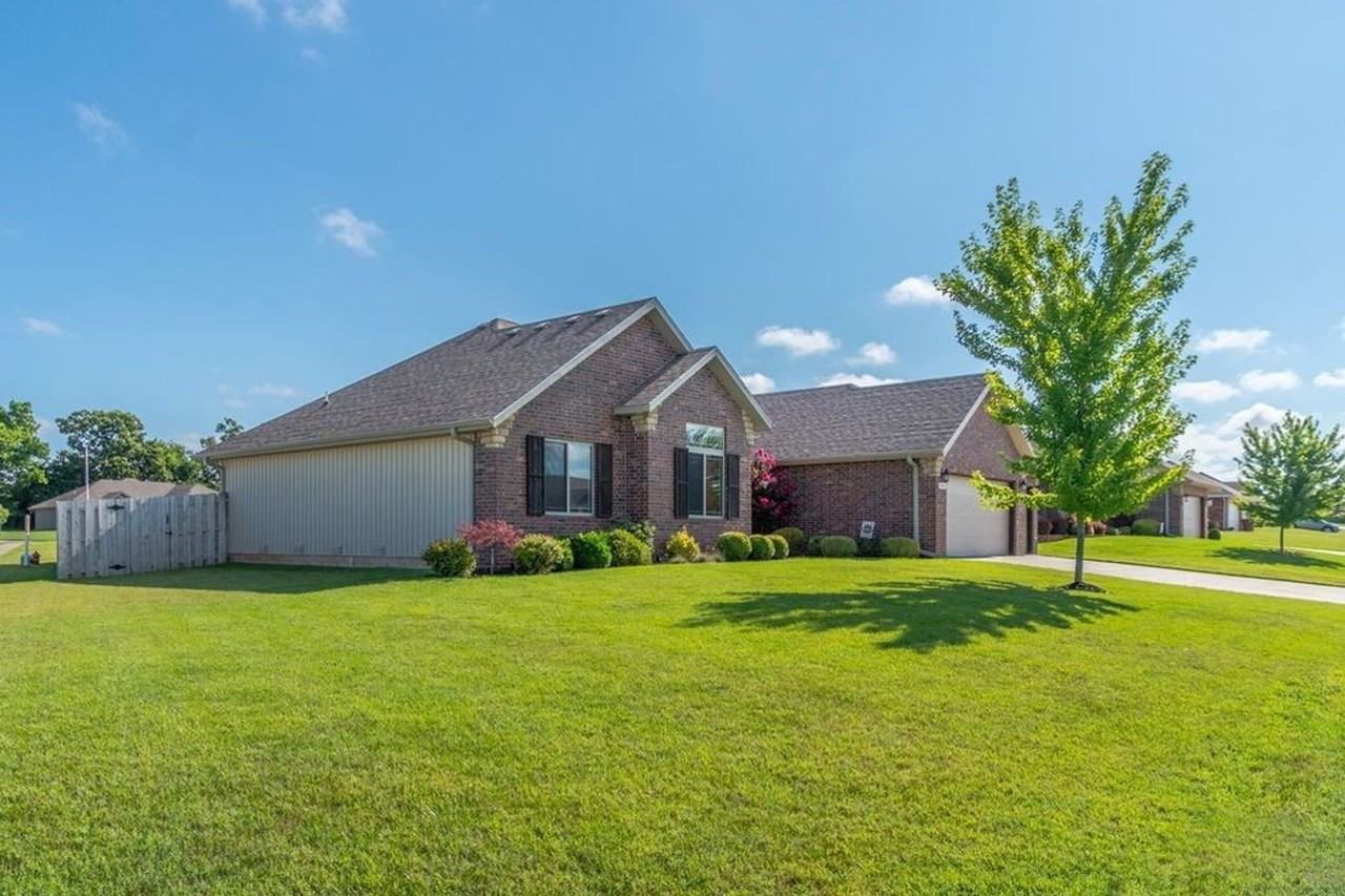 4443 Somerset Dr - Photo 2 of 38