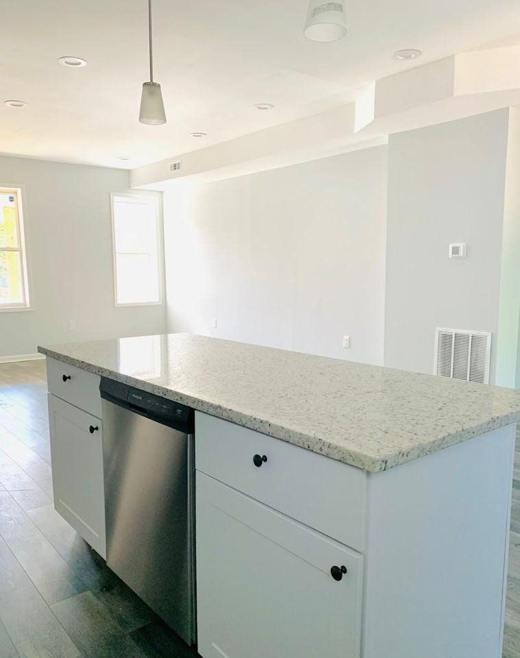 3604 Oakmont Ave - Photo 2 of 11
