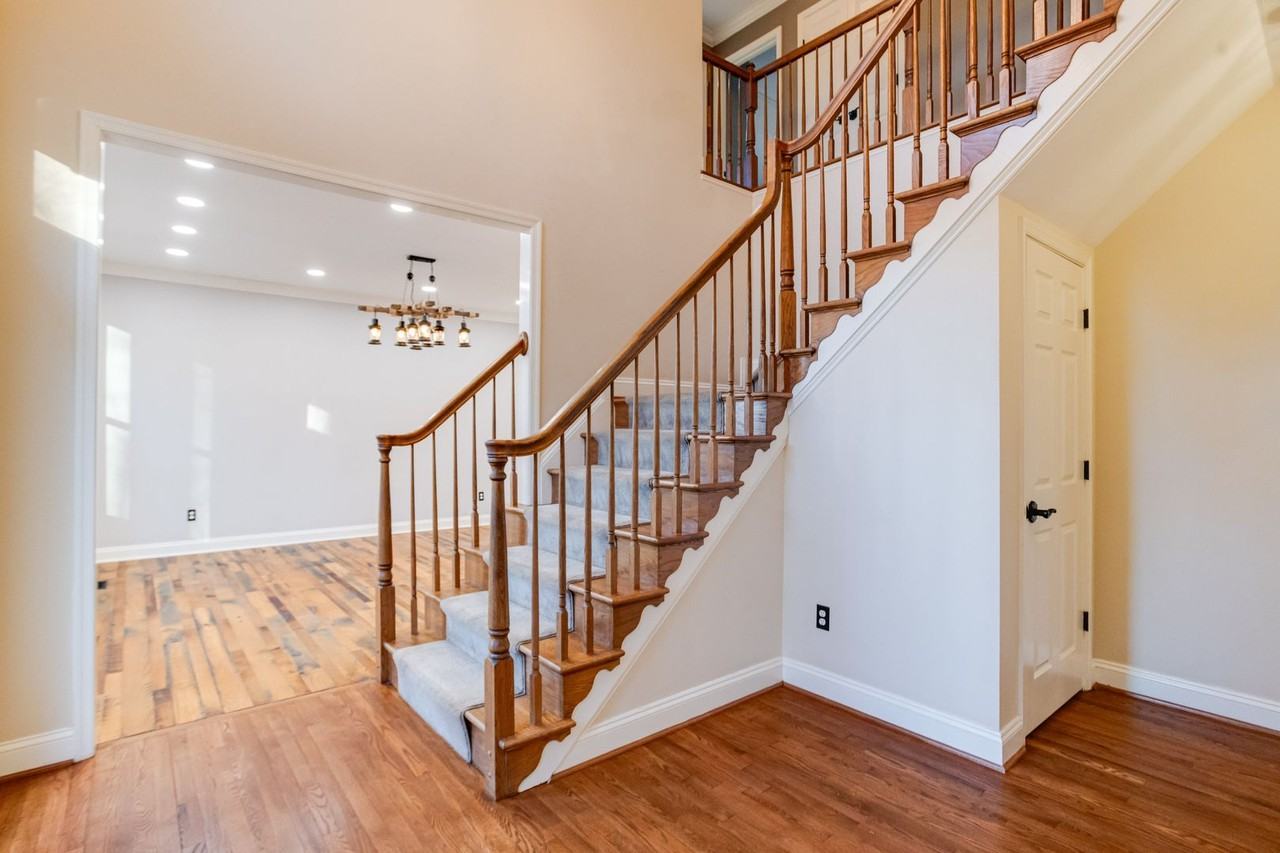 3209 Homewood Rd - Photo 2 of 29