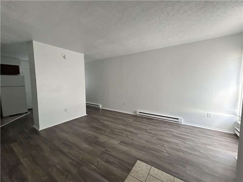 201 Burton Dr #2 - Photo 5 of 10