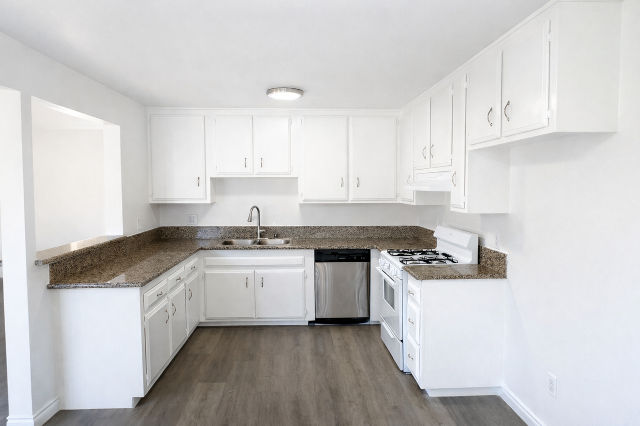 El Centrico Apartments - Photo 7 of 11