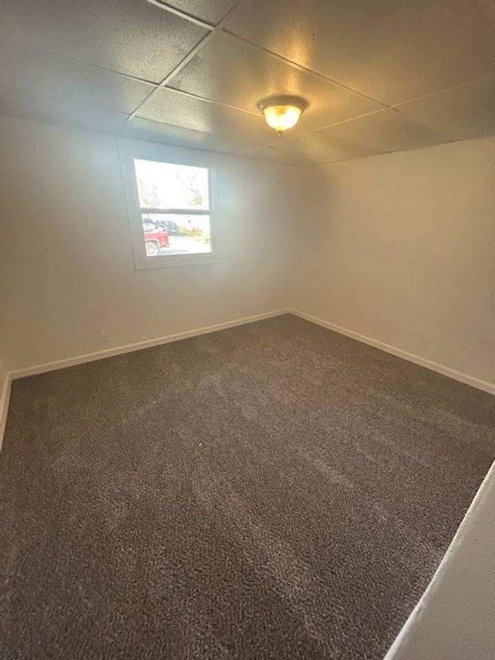 222 Saint John Dr - Photo 7 of 7