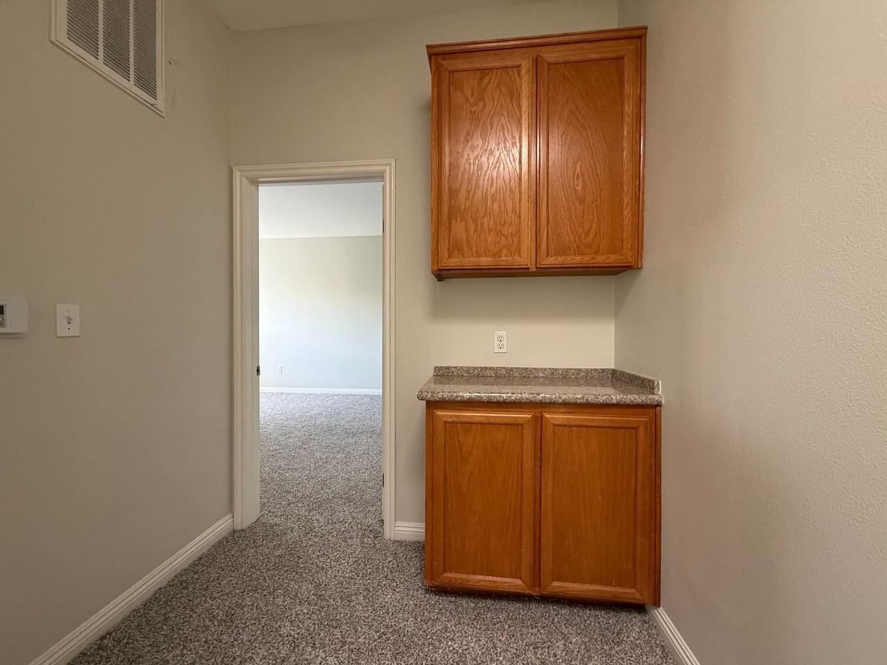 8813 Darby Ave #2 - Photo 6 of 39