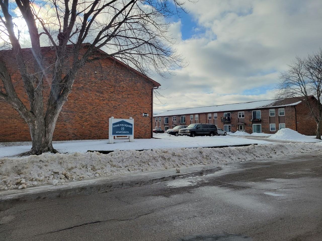 1153 Imperial Circle - Photo 2 of 44