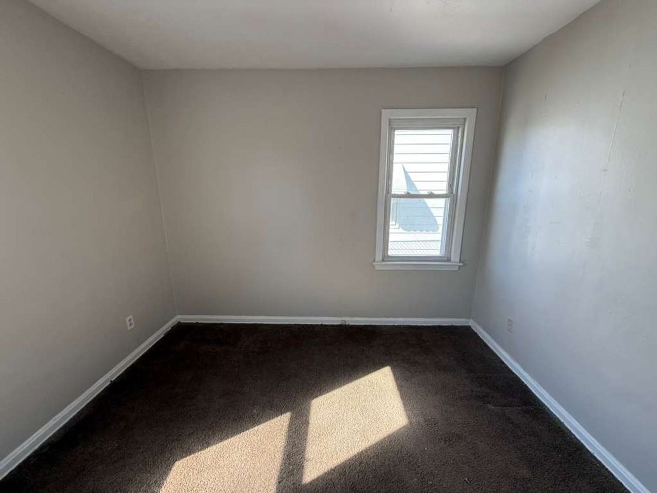 14412 Rockside Rd - Photo 5 of 16