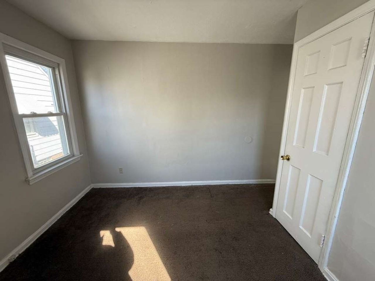 14412 Rockside Rd - Photo 7 of 16