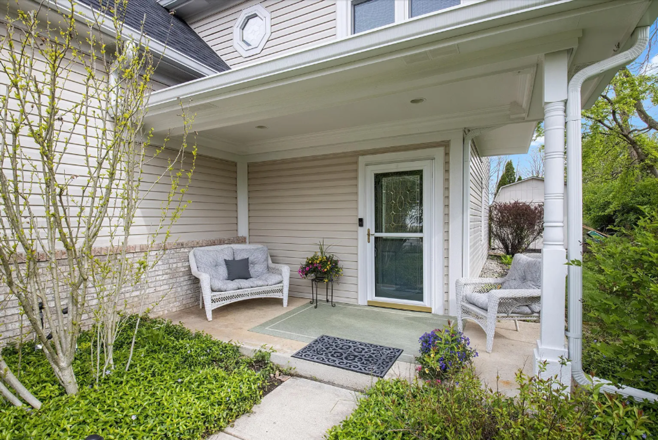 212 Walter St - Photo 4 of 22