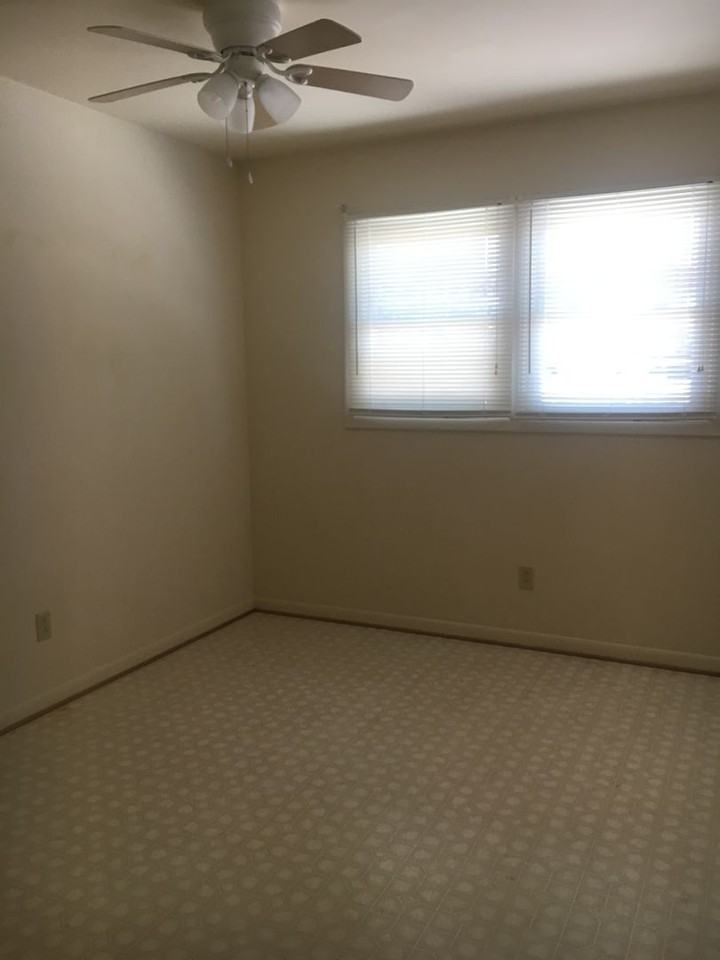 Redbud Apartments - Photo 4 of 16