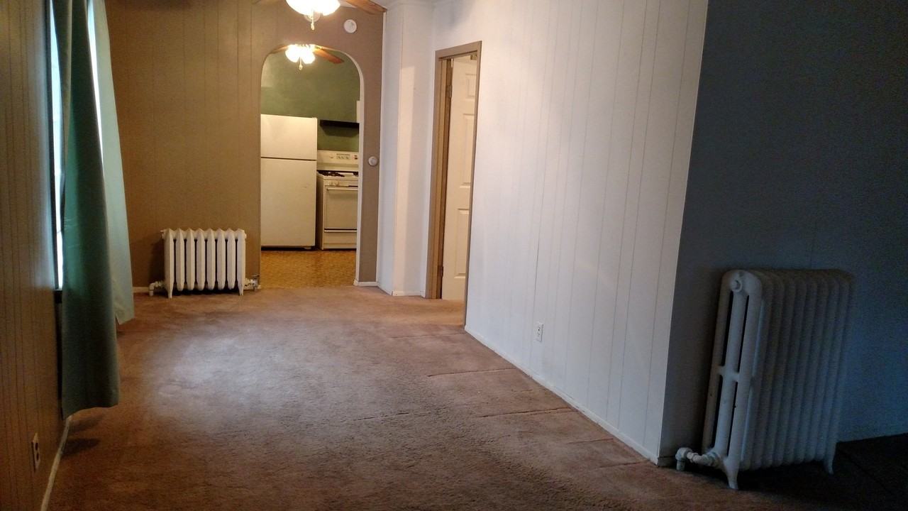 Jackson Street Homes - Photo 4 of 31