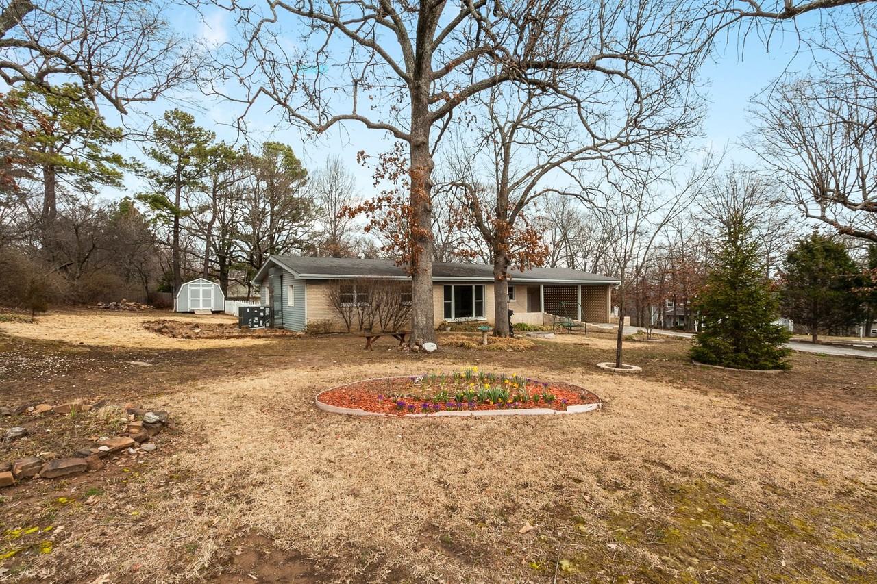 1236 E Township St - Photo 2 of 16