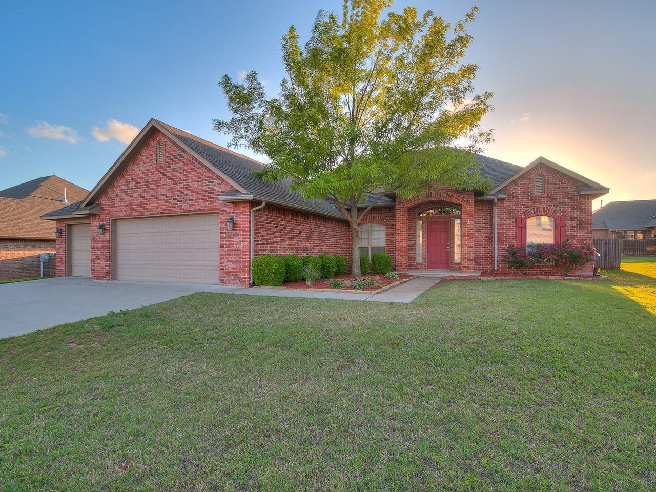 21311 Backhorn Rd - Photo 2 of 38