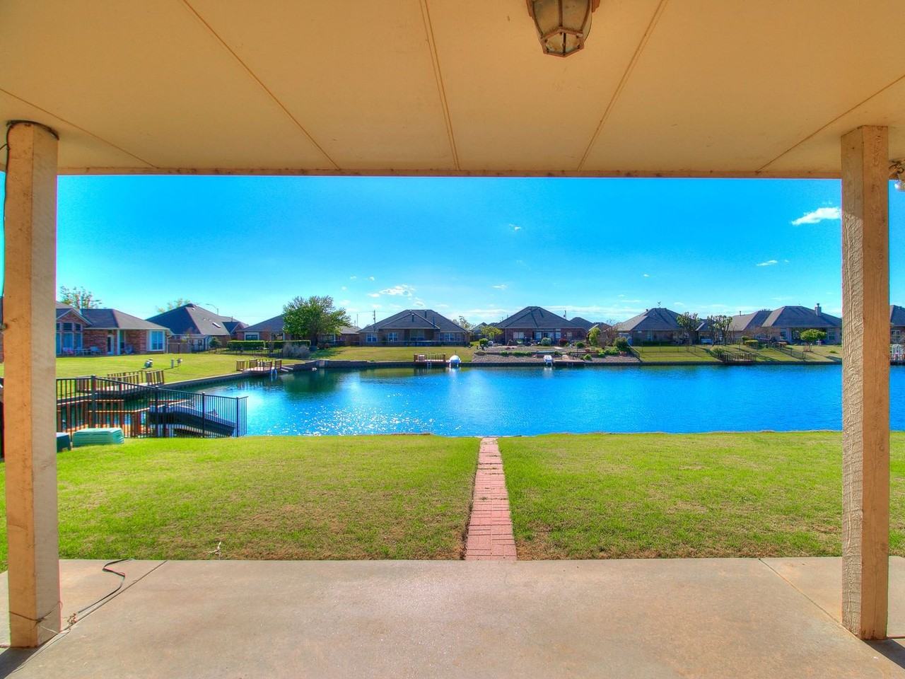 7213 Winding Meadow Ln - Photo 5 of 34