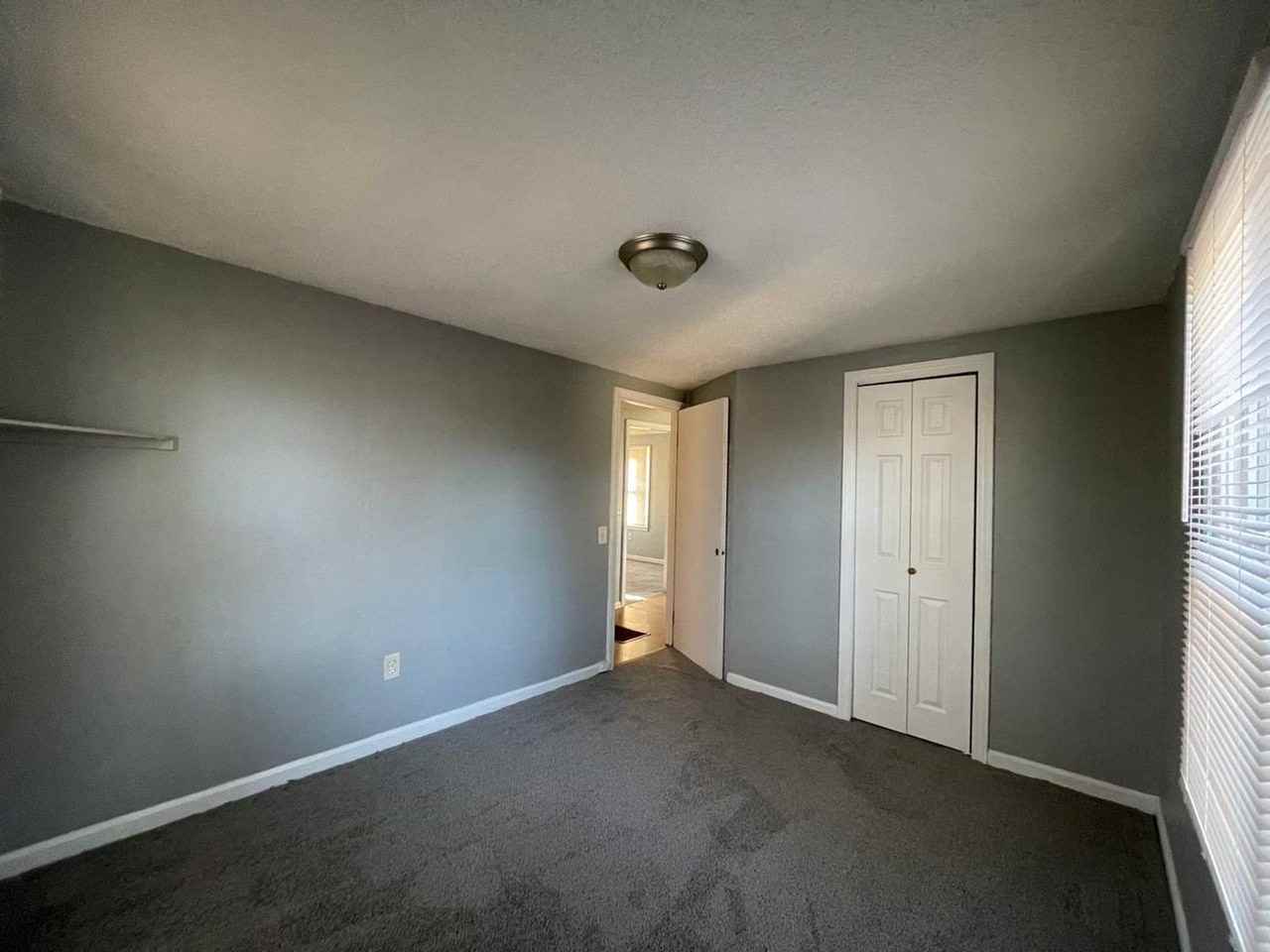 1016 S Woodbury St - Photo 5 of 12