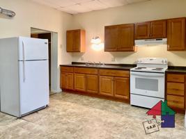 featured image of 180 N Main St