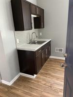 featured image of 1055 S Plymouth Ave