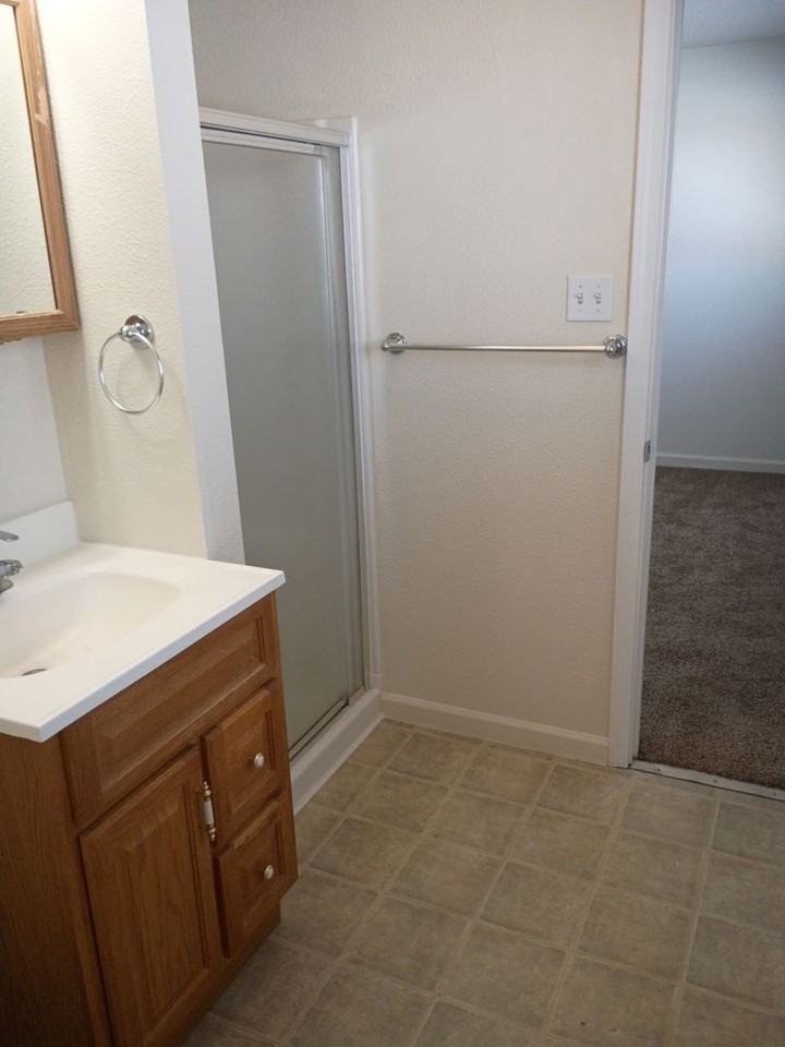 3225 Lucerne Way - Photo 2 of 17