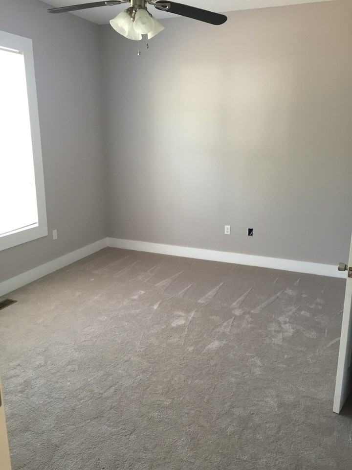 310 Clinton St Sw - Photo 5 of 17