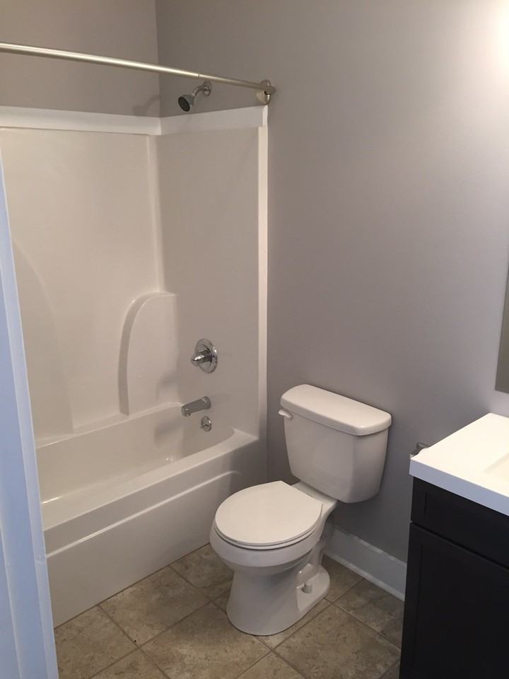 310 Clinton St Sw - Photo 6 of 17