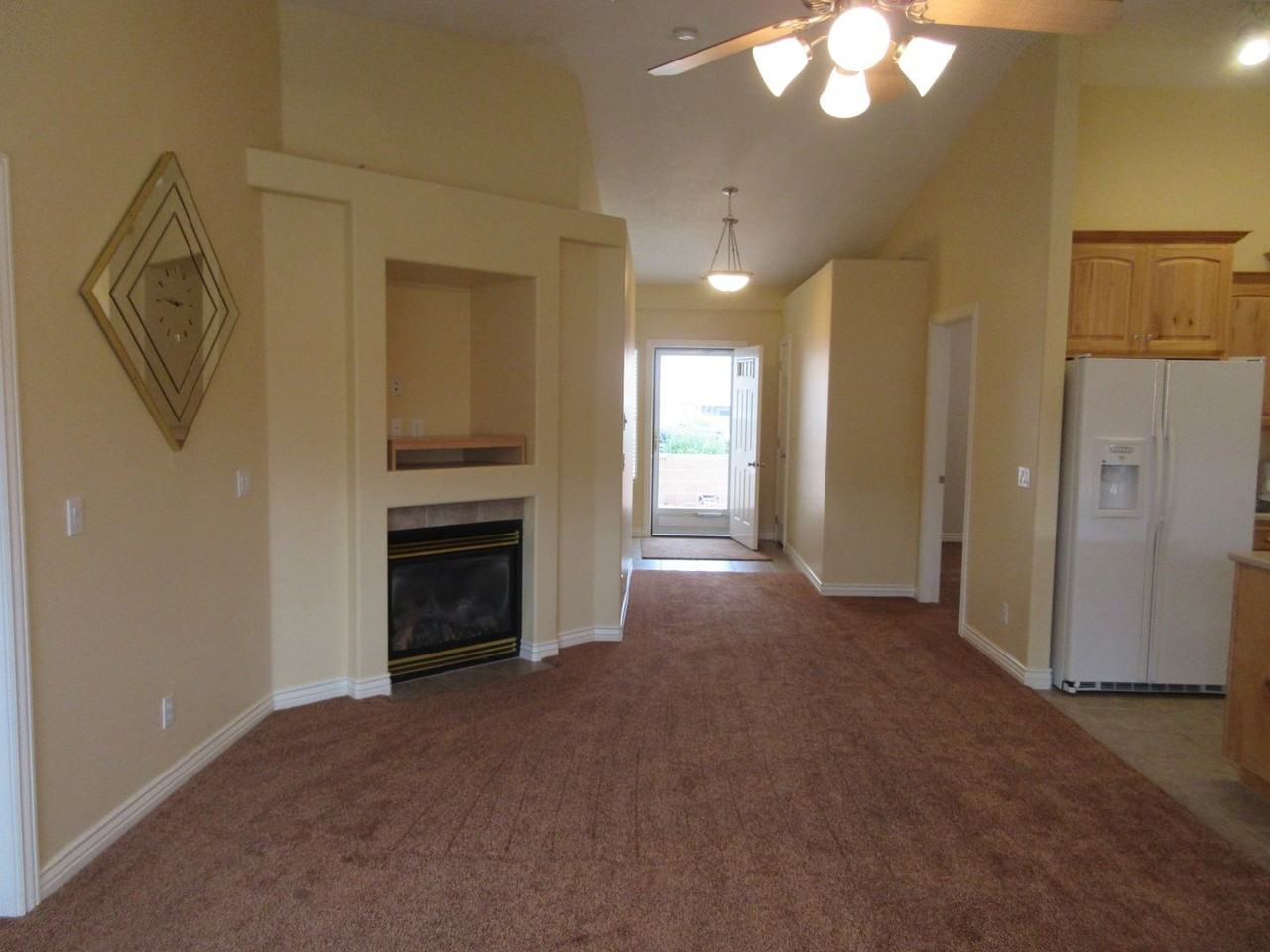 2155 W 700 S - Photo 4 of 16