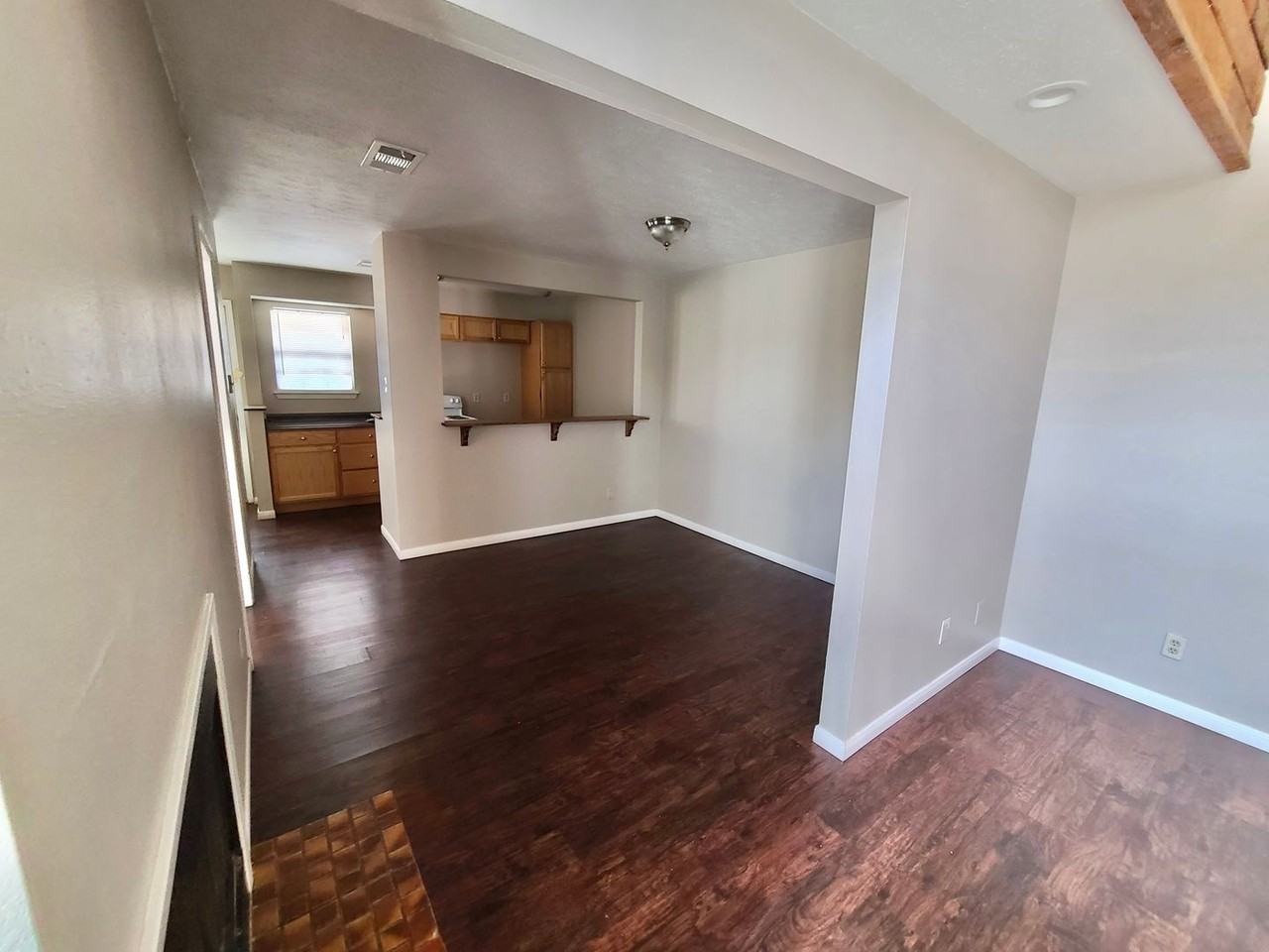 1713 Utah Ave - Photo 3 of 10